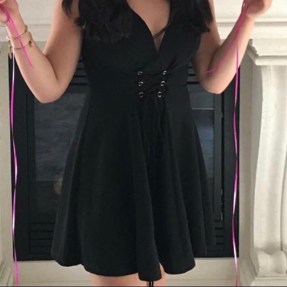 CHELSEA DRESS WITH LACE UP BODICE - Picture 4 of 4